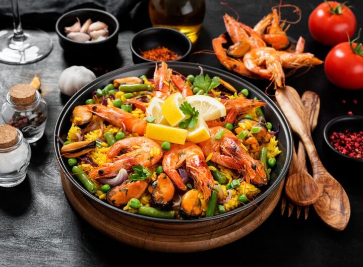 Paella Seafood Spanyol: Nikmat dan Penuh Rempah