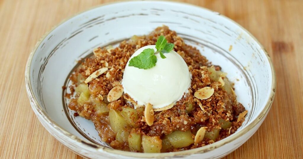 Apple Crumble Hangat, Dessert Klasik yang Bikin Nostalgia