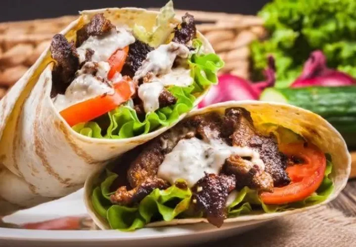 Kebab Daging Sapi Turki Autentik dengan Bumbu Aromatik