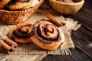 Cinnamon Roll Lembut dengan Aroma Kayu Manis Menggoda